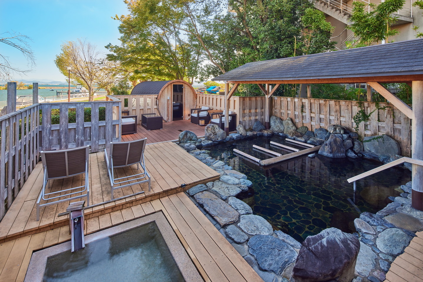 男子大浴場「源氏」露天風呂